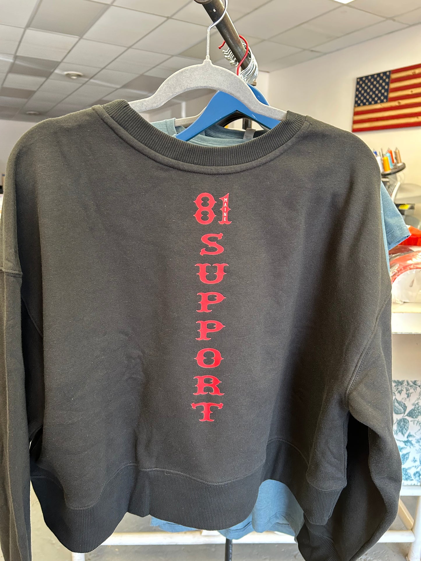 Laconia Bike Week '25 Ladies Cropped Sweatshirt