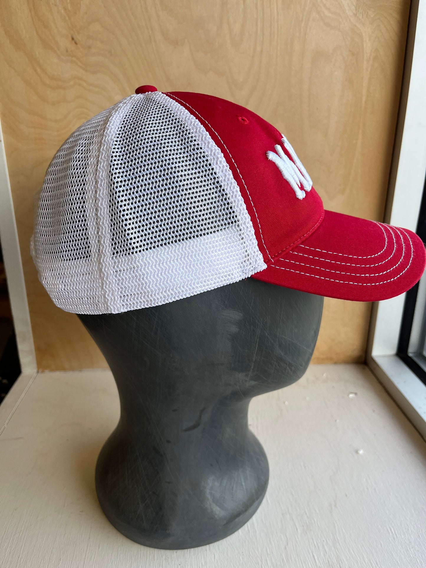 Maine Lightning bolt mesh snapback hat
